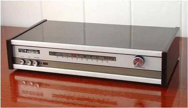 rondo101Stereo Tuner.jpg